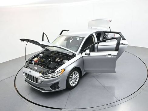 Certified 2020 Ford Fusion SE FWD image 57
