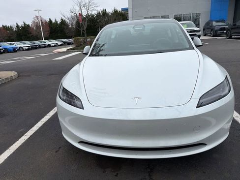 Used 2025 Tesla Model 3 Long Range image 2