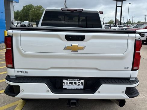 Used 2025 Chevrolet Silverado 2500 LT w/ Z71 Chrome Sport Edition AWD/4WD image 4