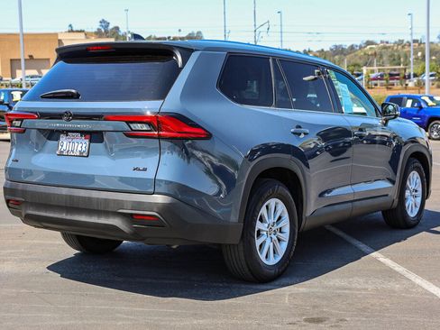 Certified 2024 Toyota Grand Highlander AWD image 24