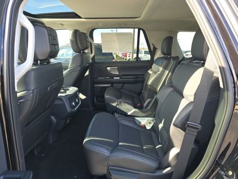 New 2026 Ford Expedition Platinum w/ Driver's Package image 15