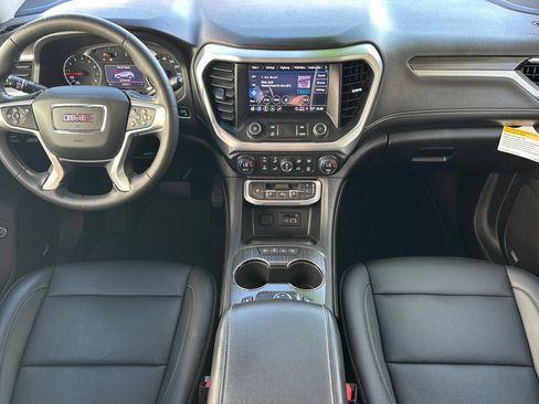 Used 2022 GMC Acadia SLT FWD image 16