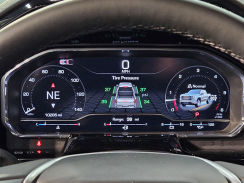 Used 2024 GMC Sierra 1500 SLT w/ SLT Convenience Package image 15