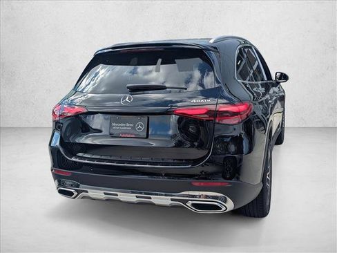 New 2026 Mercedes-Benz GLC 300 GLC 300 image 2