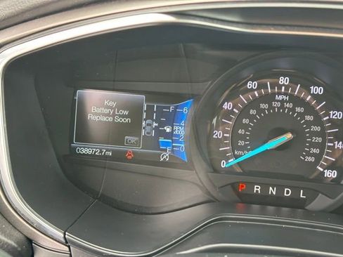 Used 2020 Ford Fusion SE image 29