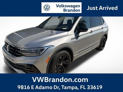 Certified 2023 Volkswagen Tiguan SE R-Line