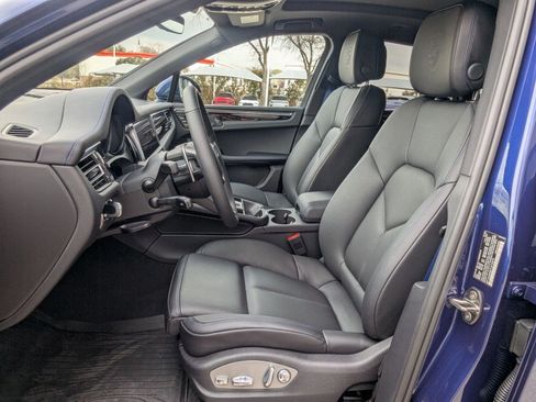 New 2026 Porsche Macan image 5