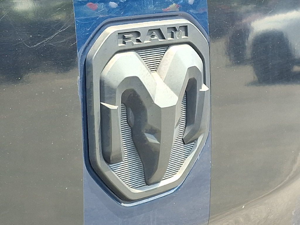 Used 2023 RAM 1500 Laramie AWD/4WD image 28