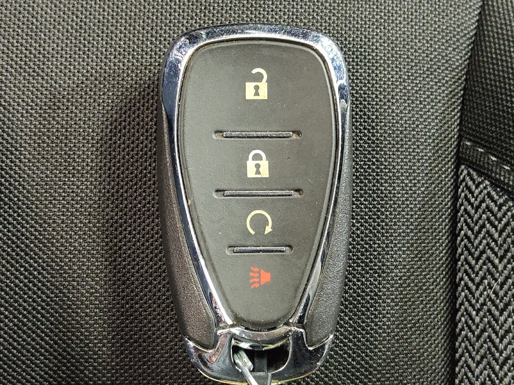 Used 2025 Chevrolet TrailBlazer LT AWD/4WD image 32