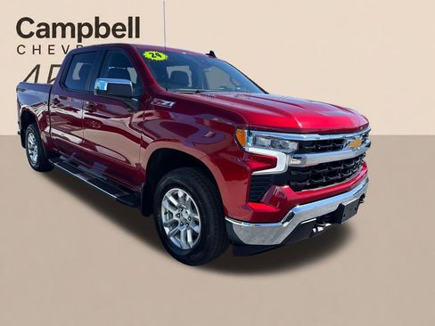 Used 2024 Chevrolet Silverado 1500 LT w/ Z71 Off-Road Package AWD/4WD image 18