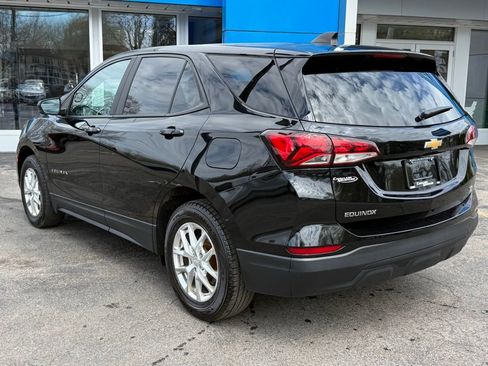 Used 2022 Chevrolet Equinox LS w/ LS Convenience Package AWD/4WD image 7