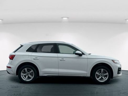 Used 2023 Audi Q5 2.0T Premium w/ Convenience Package AWD/4WD image 8