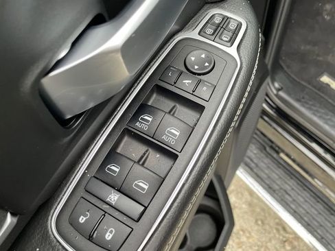 Used 2024 RAM 2500 Big Horn w/ Bed Utility Group image 25