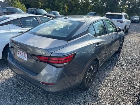 Used 2024 Nissan Sentra SV FWD image 3