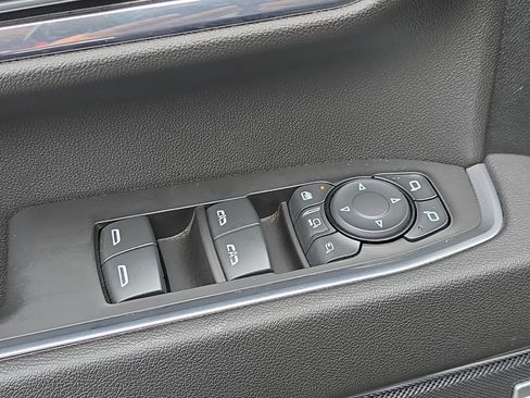 Used 2024 Chevrolet Silverado 2500 LTZ w/ LTZ Plus Package image 11