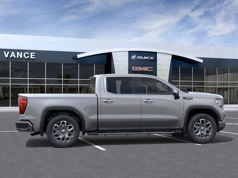 New 2026 GMC Sierra 1500 SLT image 5
