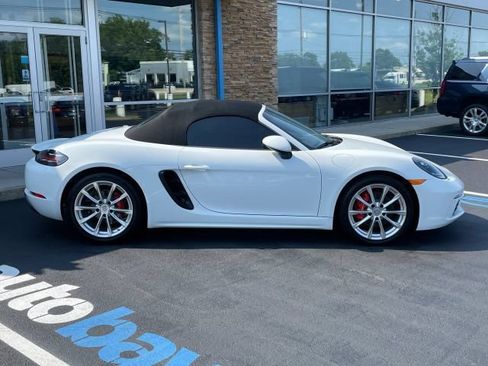 Used 2024 Porsche 718 Boxster S RWD image 20