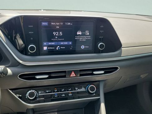 Used 2021 Hyundai Sonata SE FWD image 16
