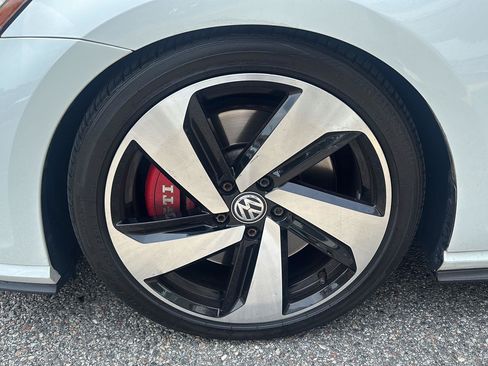 Used 2019 Volkswagen GTI SE w/ SE Experience Package FWD image 35