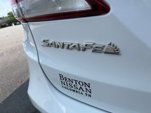 Used 2018 Hyundai Santa Fe SE FWD image 39