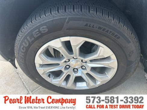 Certified 2024 Chevrolet Silverado 1500 LTZ w/ LTZ Convenience Package II AWD/4WD image 9