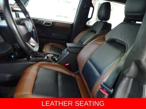 Used 2024 Ford Bronco Outer Banks AWD/4WD image 2