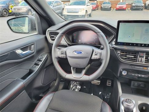 Certified 2024 Ford Escape ST-Line w/ Tech Pack #1 image 8