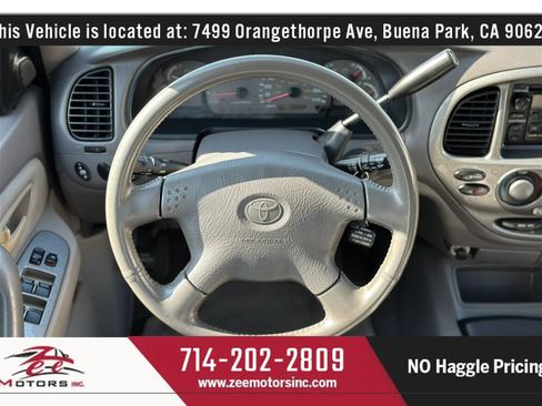 Used 2002 Toyota Sequoia Limited RWD image 17