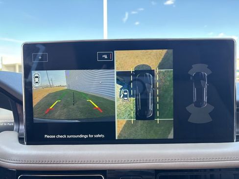 Used 2022 Lincoln Nautilus Reserve w/ Equipment Group 201A image 21