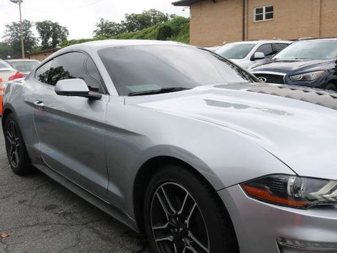 Used 2020 Ford Mustang Premium RWD image 3