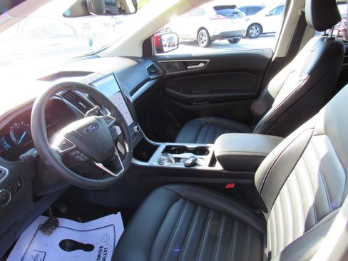 Used 2024 Ford Edge SEL w/ Convenience Package AWD/4WD image 9