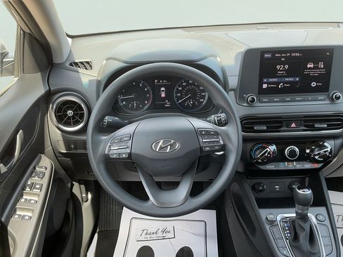 Used 2023 Hyundai Kona SEL AWD/4WD image 18