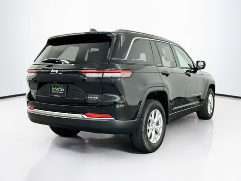 Used 2023 Jeep Grand Cherokee Limited AWD/4WD image 9