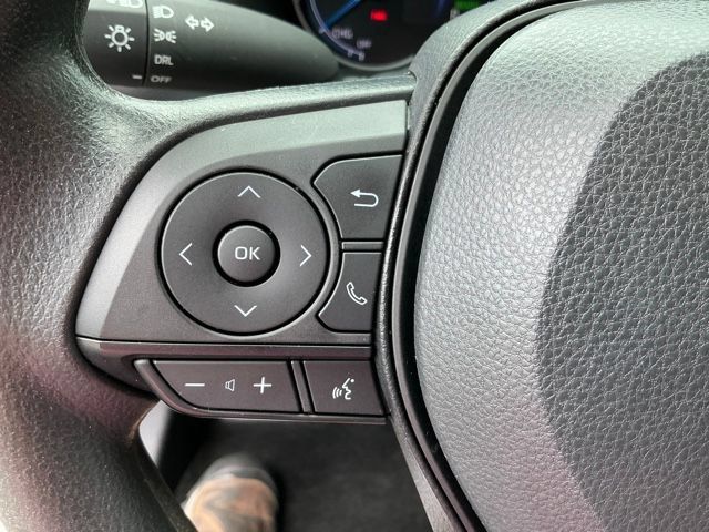 Used 2024 Toyota RAV4 LE AWD/4WD image 24