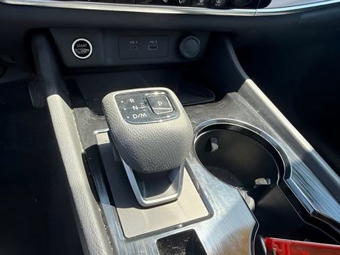 Used 2021 Nissan Rogue SV w/ Premium Package AWD/4WD image 15