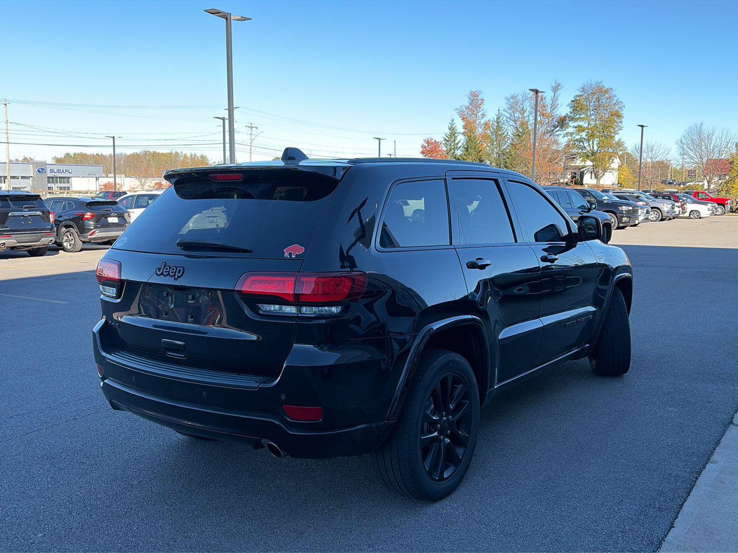 Used 2019 Jeep Grand Cherokee Altitude AWD/4WD image 2