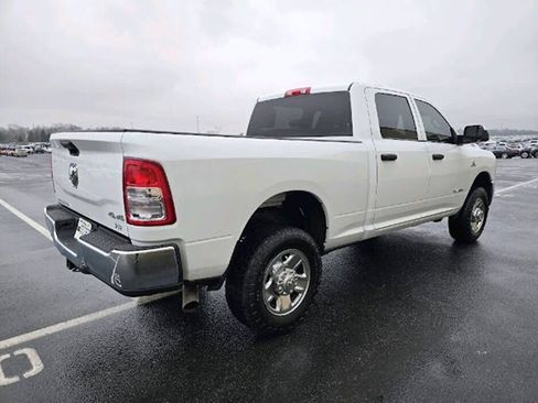 Used 2022 RAM 2500 Tradesman w/ Chrome Appearance Group AWD/4WD image 8