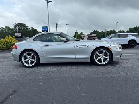Used 2015 BMW Z4 sDrive28i RWD image 2