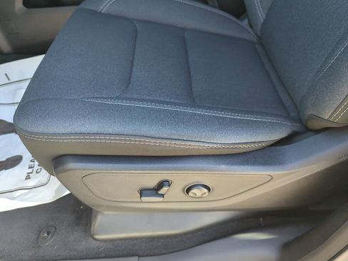 Used 2022 RAM 1500 Lone Star w/ Night Edition image 33