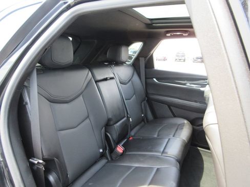 Certified 2021 Cadillac XT5 Premium Luxury AWD/4WD image 22