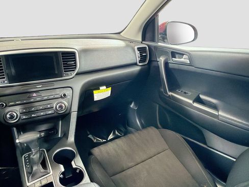 Used 2020 Kia Sportage LX FWD image 22