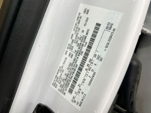 Used 2020 Ford F150 Lariat w/ Equipment Group 501A Mid AWD/4WD image 27