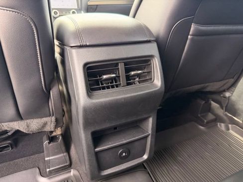 Used 2022 Ford Edge SEL AWD/4WD image 28