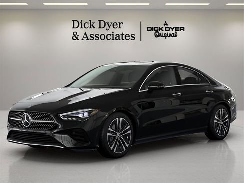 Used 2025 Mercedes-Benz CLA 250 image 28