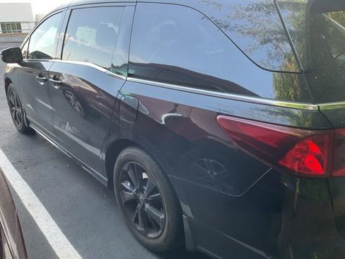Used 2023 Honda Odyssey Sport image 9