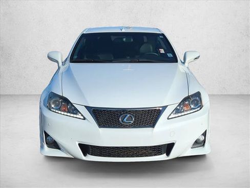 Used 2013 Lexus IS 250C RWD image 3