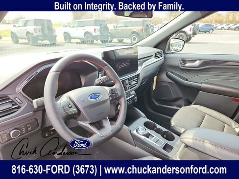 New 2026 Ford Escape ST-Line w/ Tech Pack #1 AWD/4WD image 11