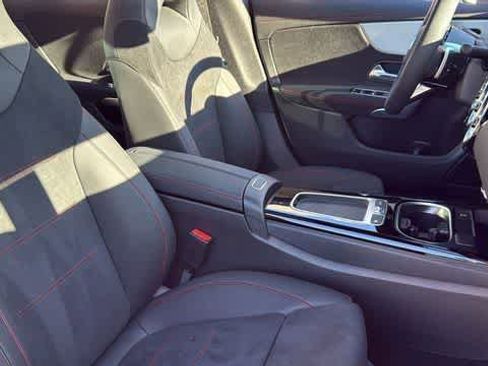 Used 2026 Mercedes-Benz CLA 250 4MATIC image 35