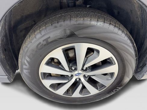 Used 2025 Subaru Outback Premium image 78