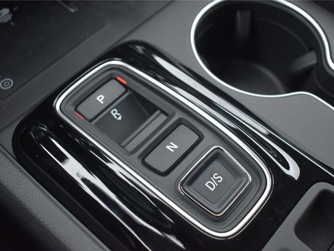 New 2025 Honda Pilot Touring image 20